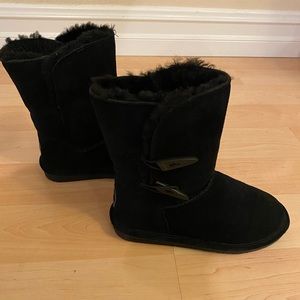 Bear Paw Black Short Boots Size 6